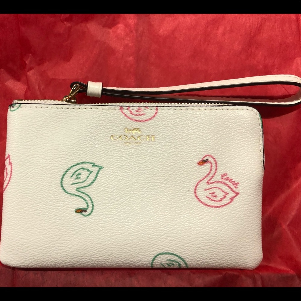 Large zip corner wallet Coach